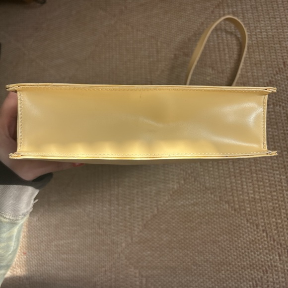 Louis Vuitton Epi Ramatuelle leather crossbody bag - Picture 5 of 9